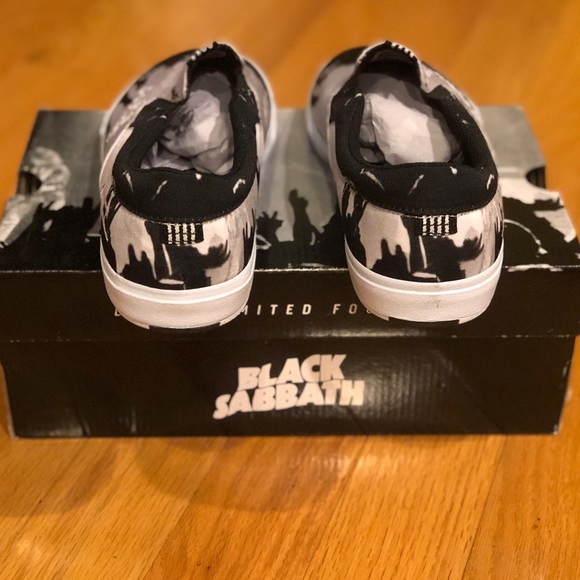 Deadstock limited edition Lakai Black Sabbath slip on shoes with OG all - Picture 6 of 8